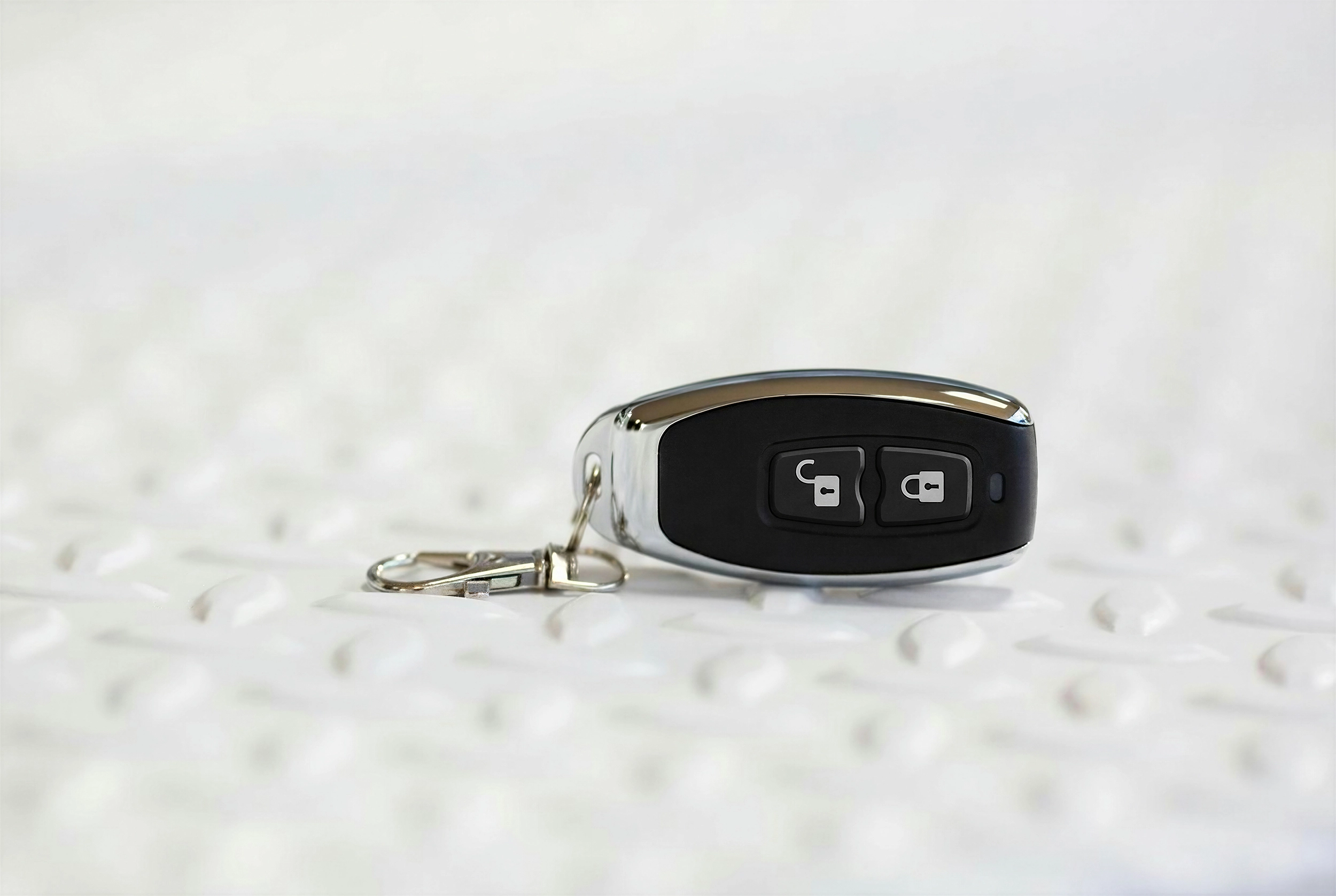 Electronic key fob for Shop-N-Box locking system