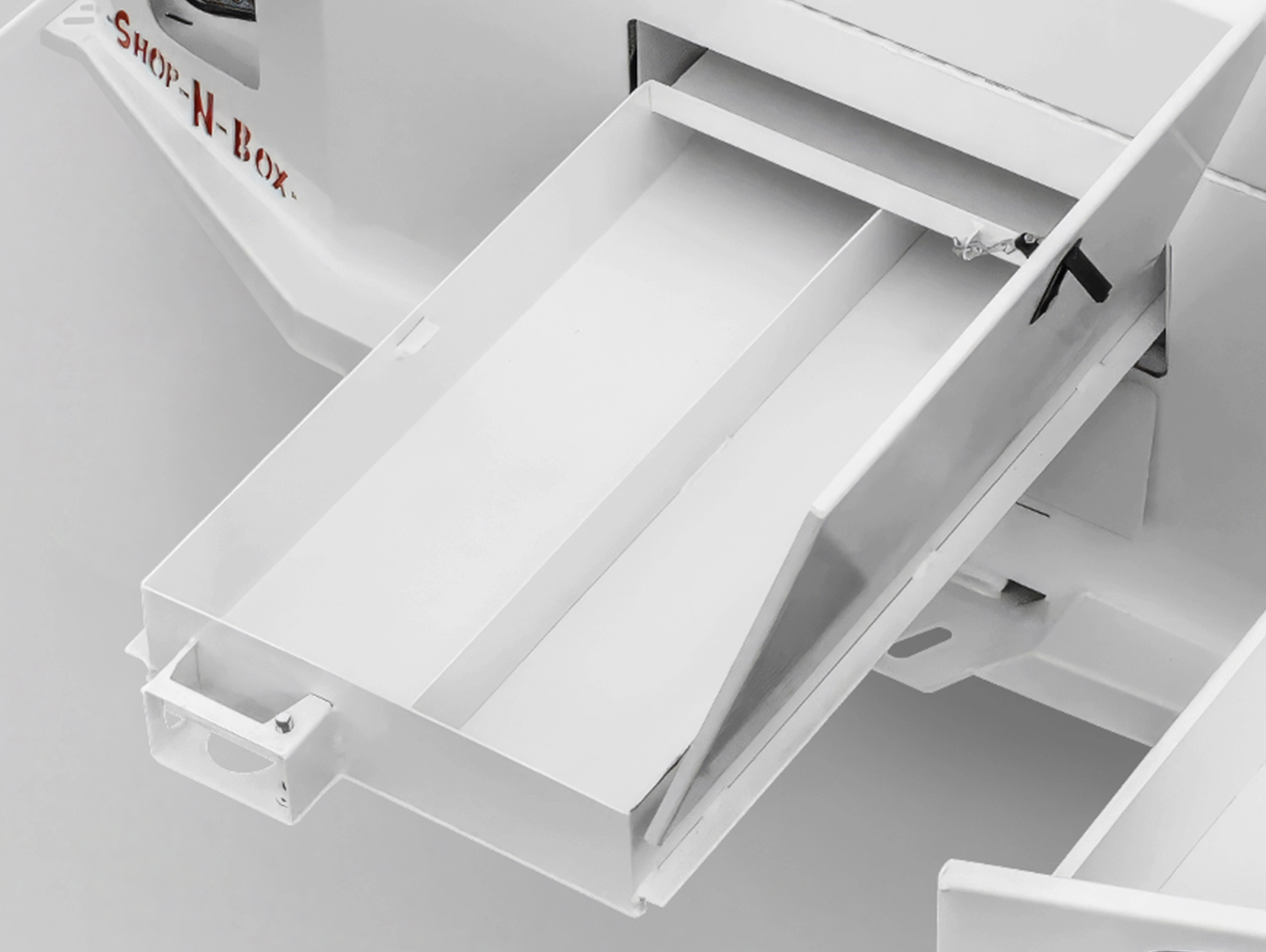 Shop-N-Box Legend rear center drawer pull-out